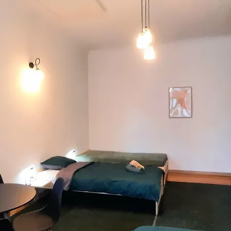 Stacja Jezyce Auberge de jeunesse Poznań